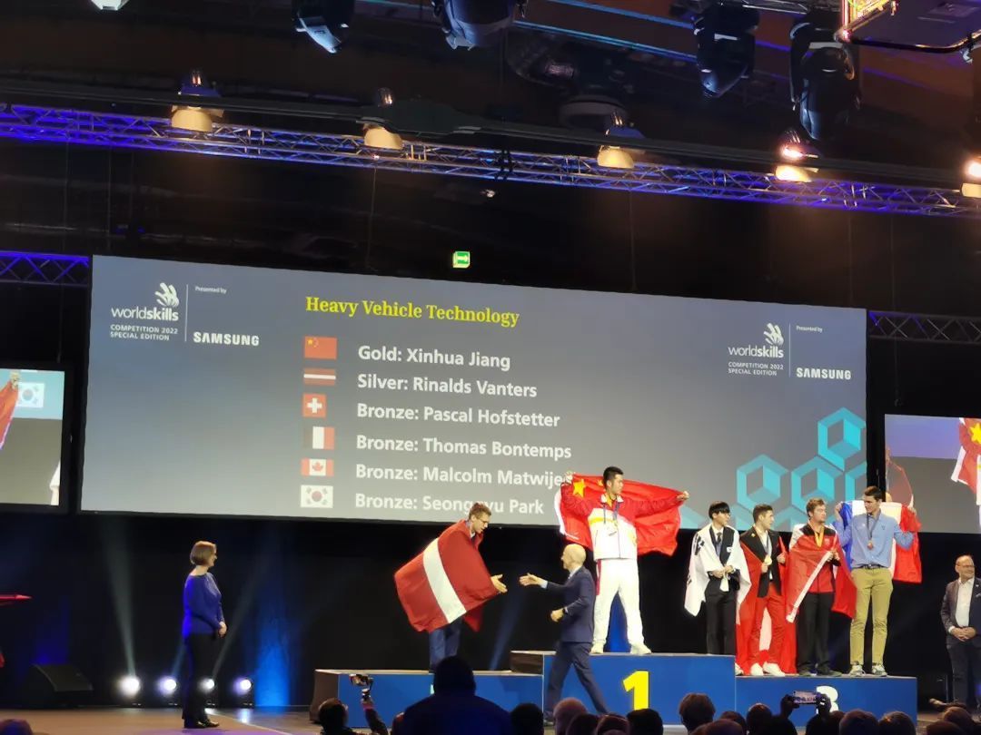 开云体育登录-文莱选手斩获金牌，缔造传奇辉煌的简单介绍