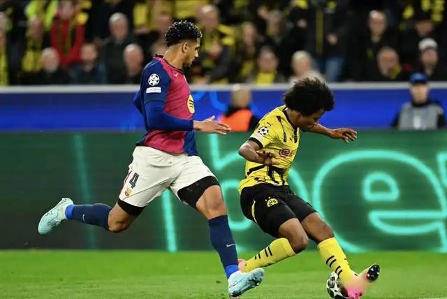 欧洲豪门激烈碰撞,比赛场面扣人心弦的简单介绍 欧洲豪门激烈碰撞,比赛场面扣人心弦的简单介绍