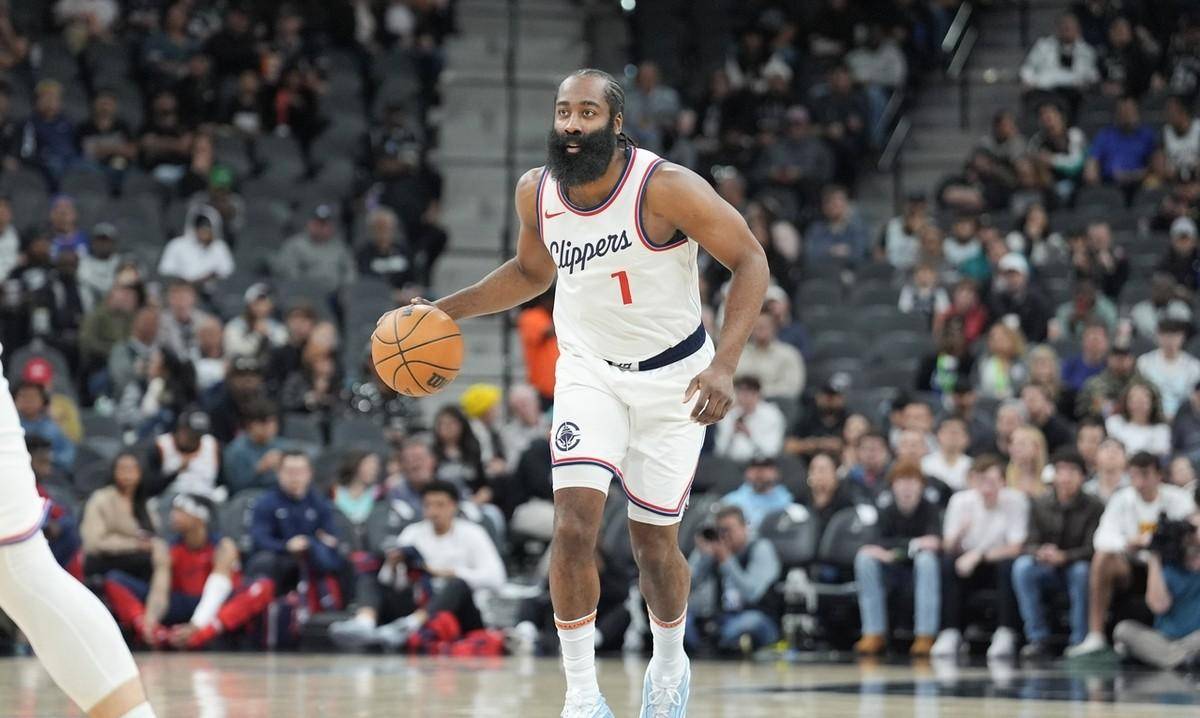 快船全队发挥出色，士气正盛