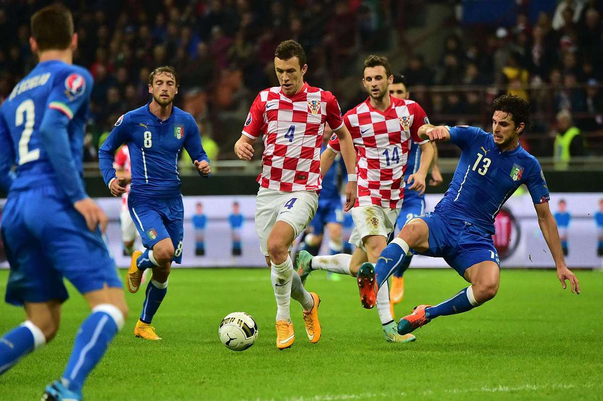 威尔士队强势晋级,杀入欧洲杯八强 威尔士队强势晋级,杀入欧洲杯八强