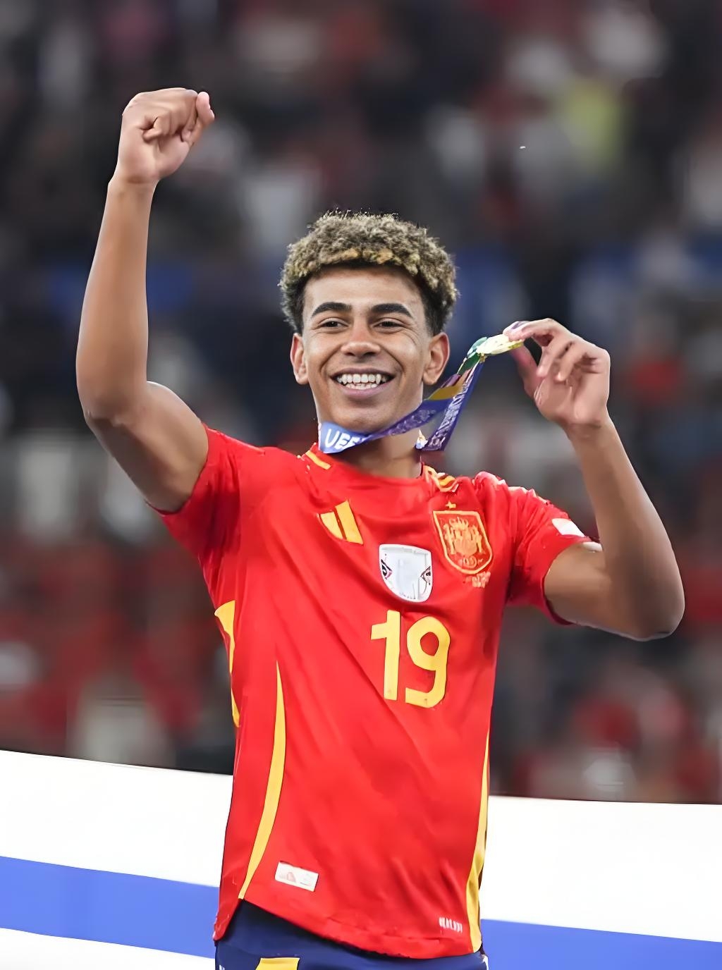 开云体育app-门兴防线稳固，取得关键胜利的简单介绍