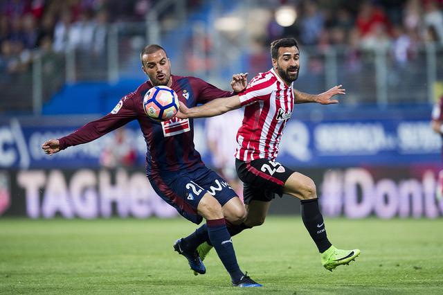 比利亚雷亚尔球员盼望重回首发阵容的简单介绍