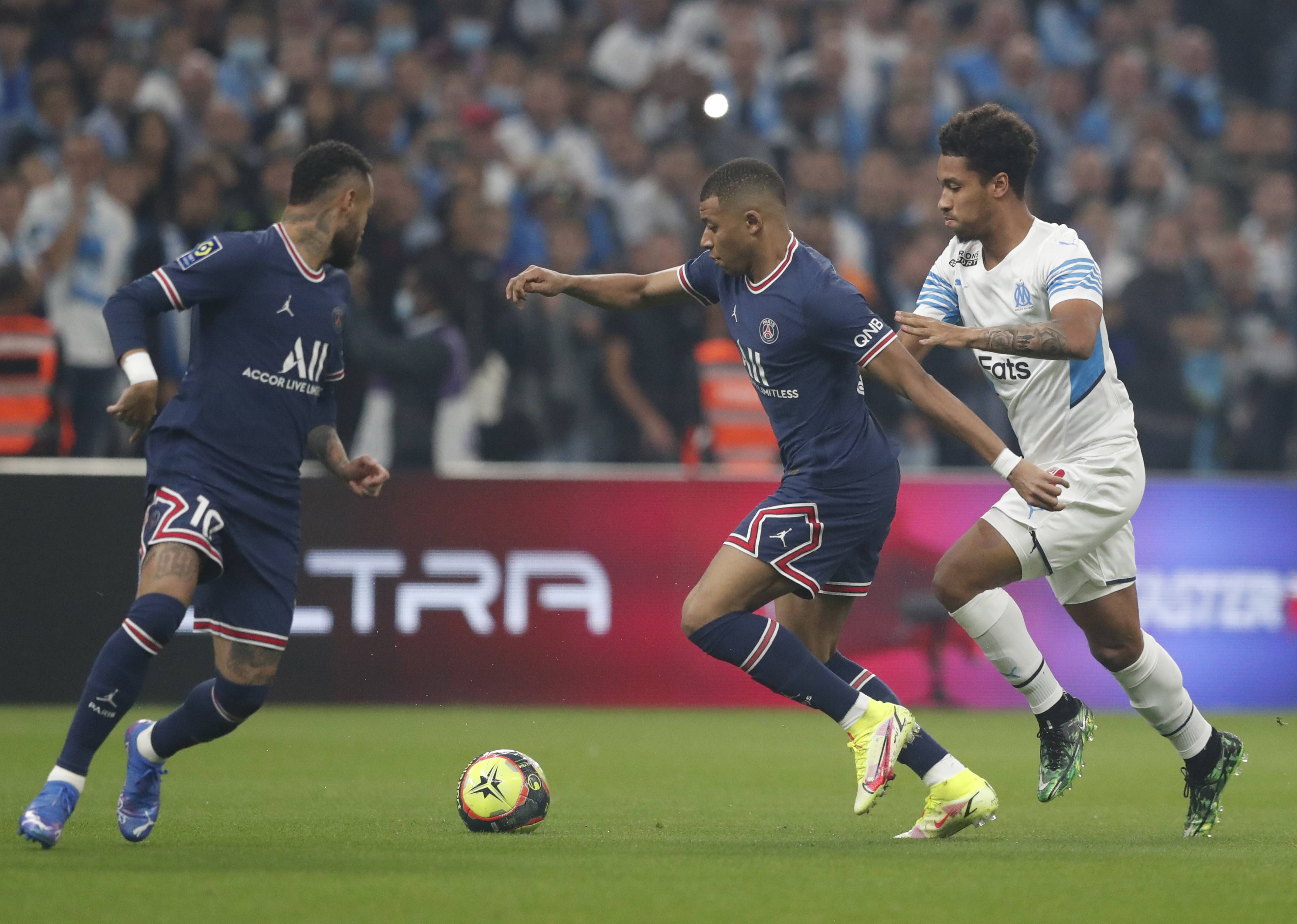 开云体育官方入口-蒙彼利埃平马赛，法国足球联赛争夺激烈