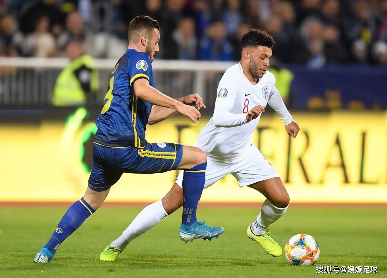 包含北爱尔兰客场战胜白俄罗斯，取得关键胜利的词条