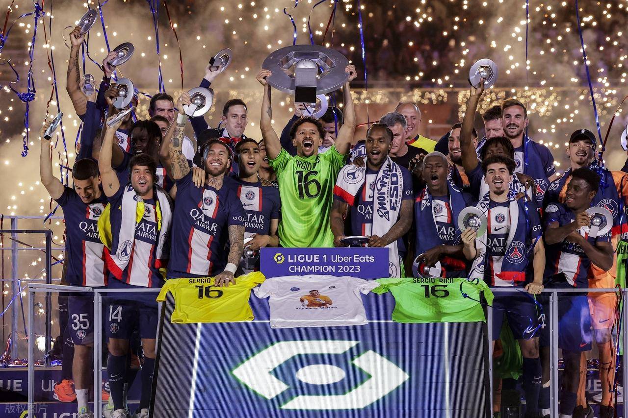 欧洲足坛盛大盛事：球队精神高昂备战的简单介绍