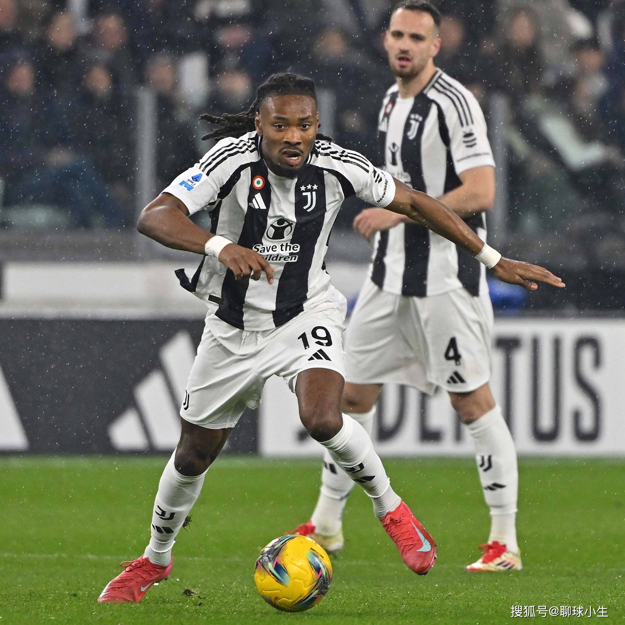 开云体育在线-关于尤文图斯门将受伤，球队计划引援弥补阵容不足的信息