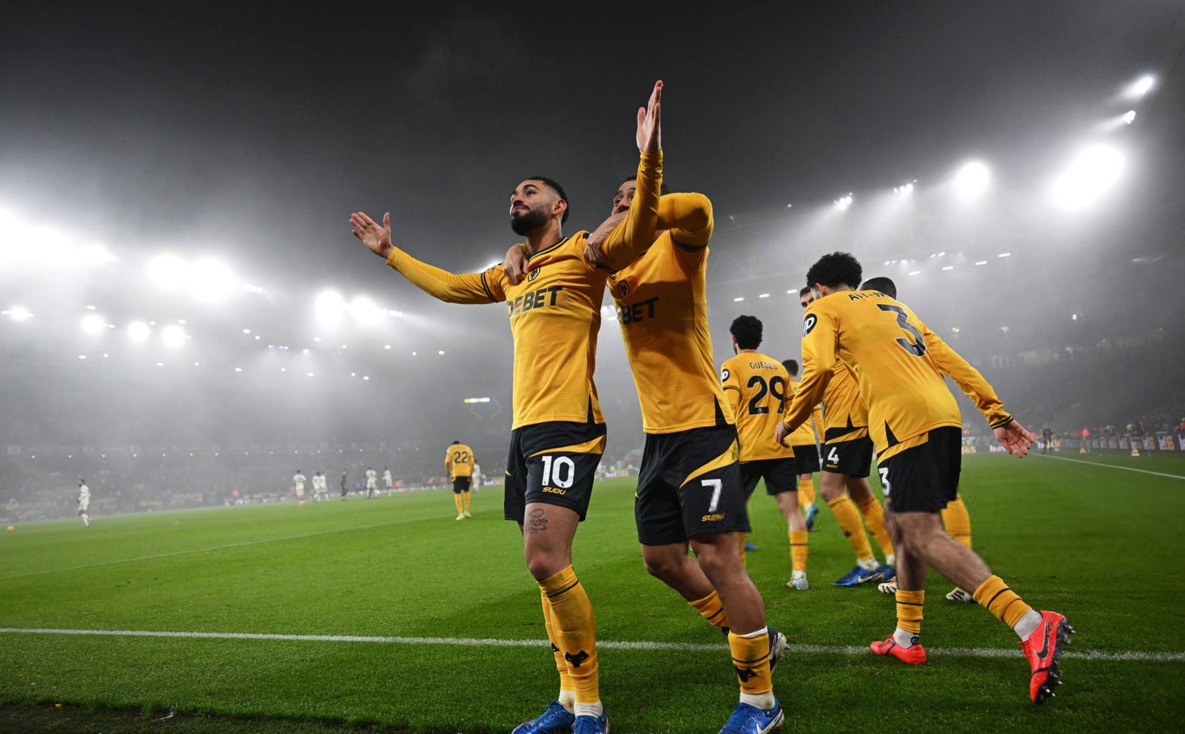 开云体育登录入口-曼联客场大败，冲击前列愈发困难