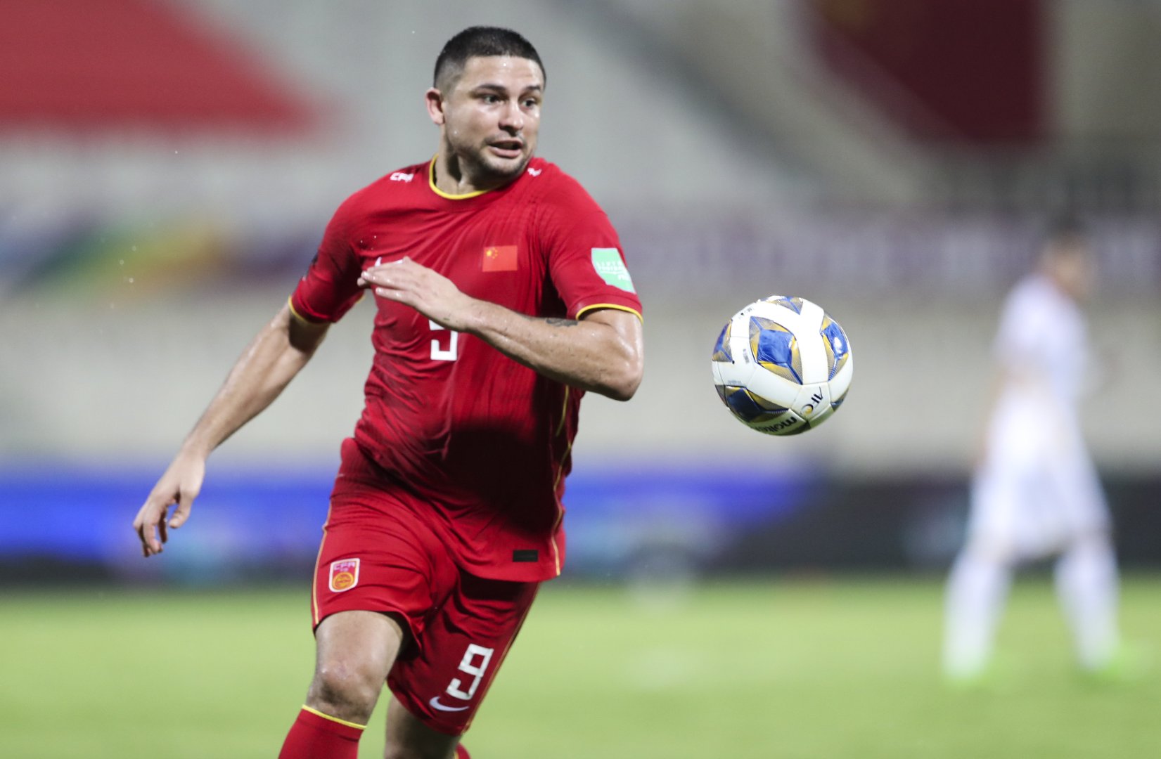 球员因伤宣布退役结束职业生涯